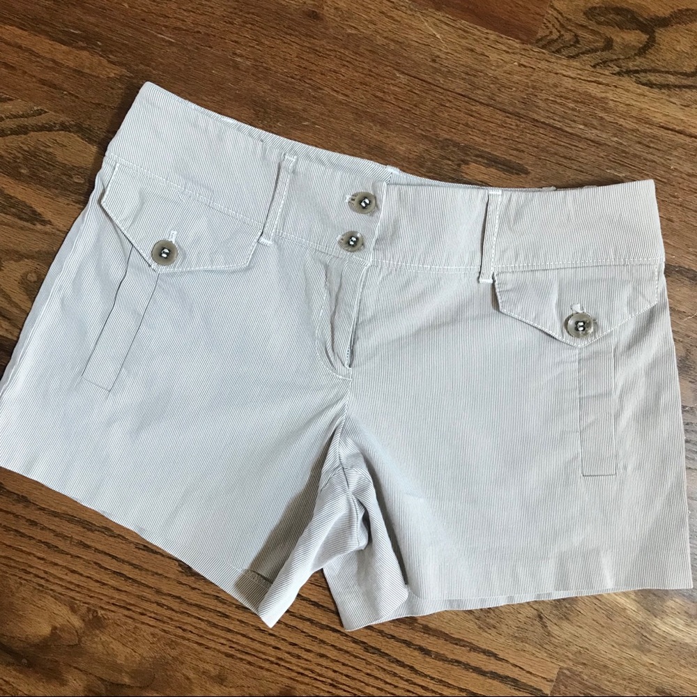 New York & Co tan + white pinstripe shorts size 2